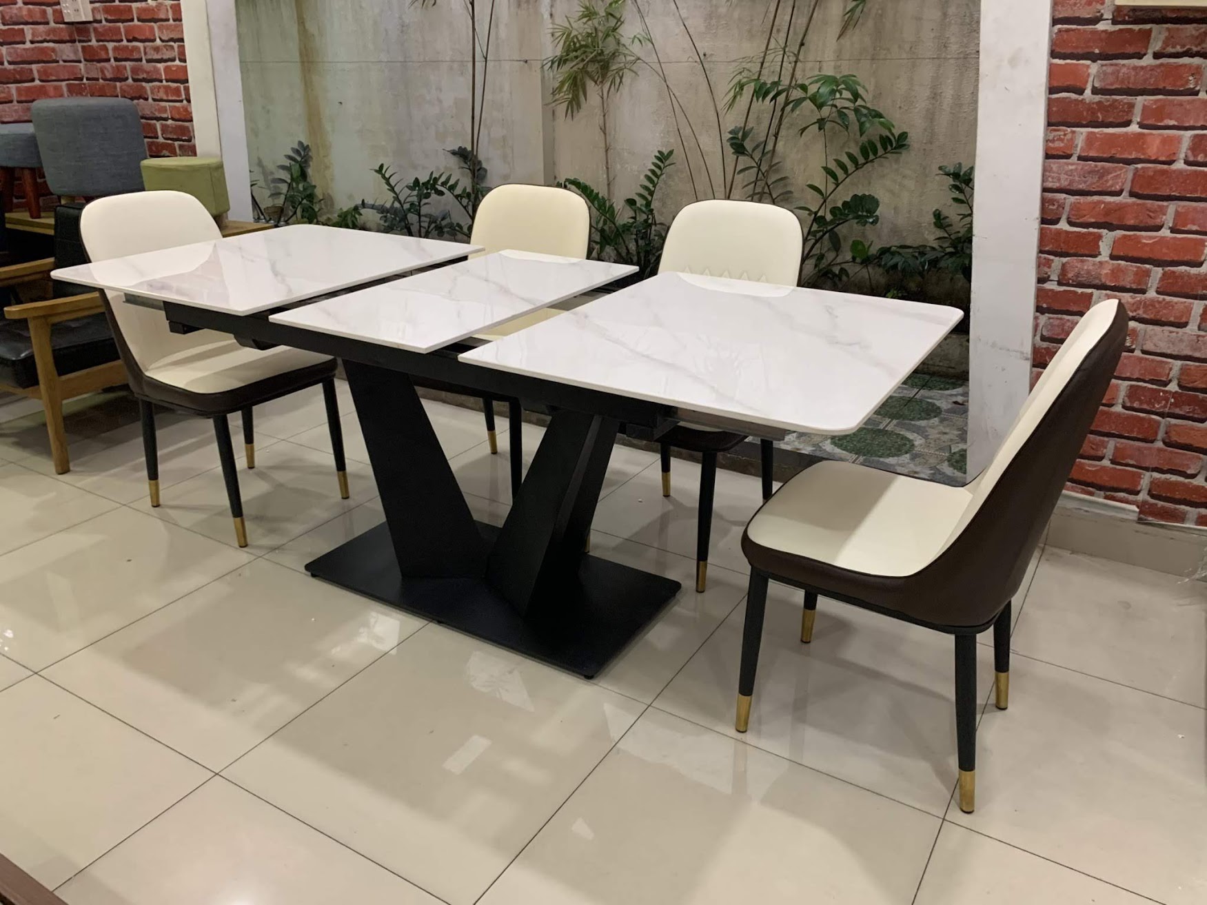 Bàn ăn rút gọn LISA28 