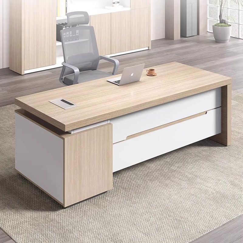 Bàn giám đốc BGD38