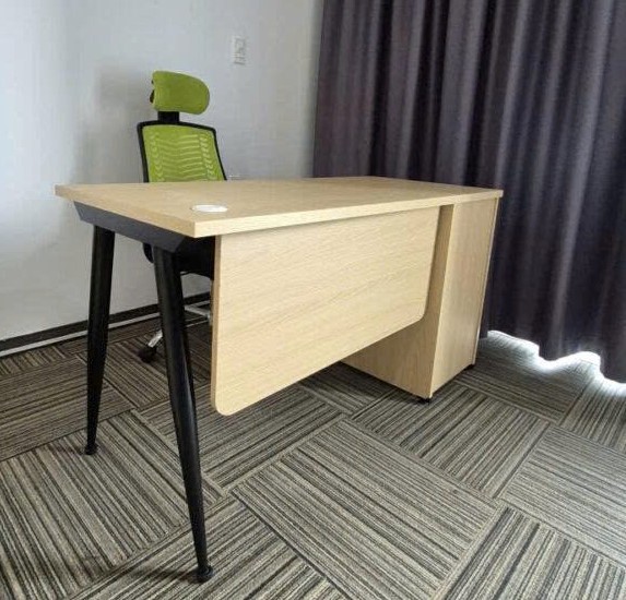 Bàn khung sắt có hộc tủ BS9