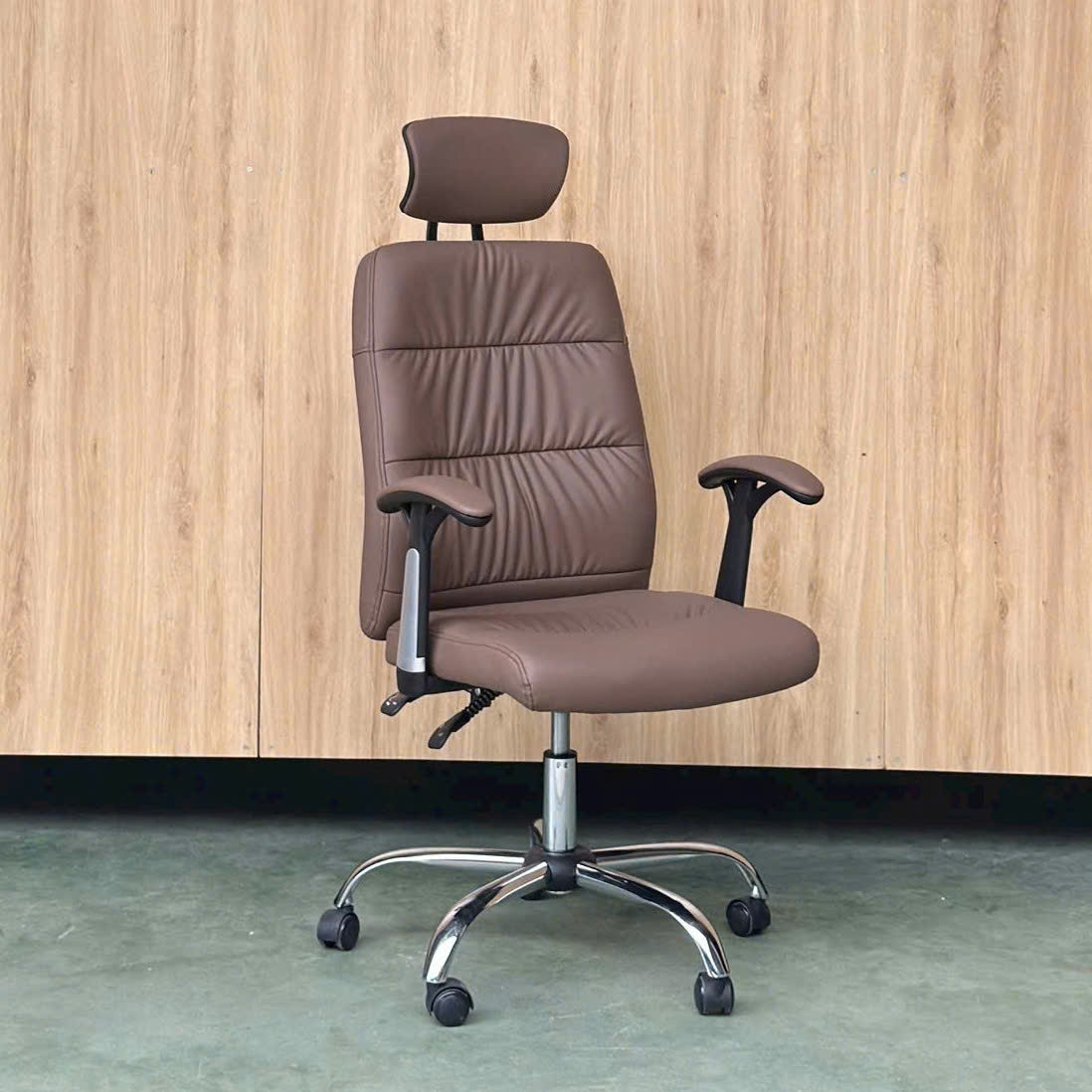 	Ghế giám đốc LI36