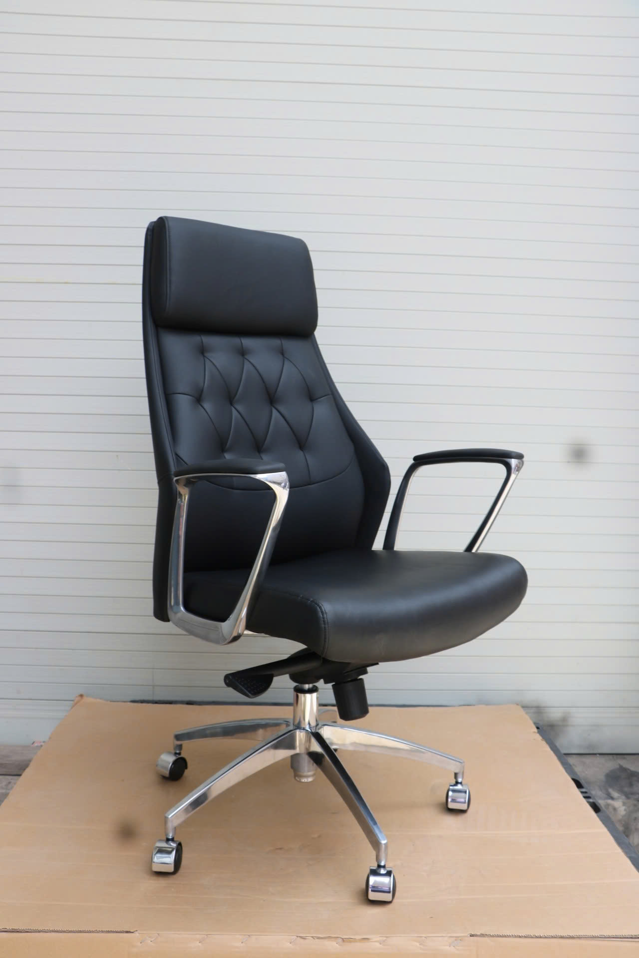 Ghế giám đốc LI122