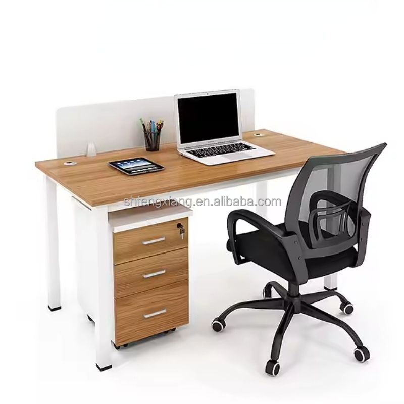 Bàn khung sắt độc lập có vách ngăn gỗ BS35