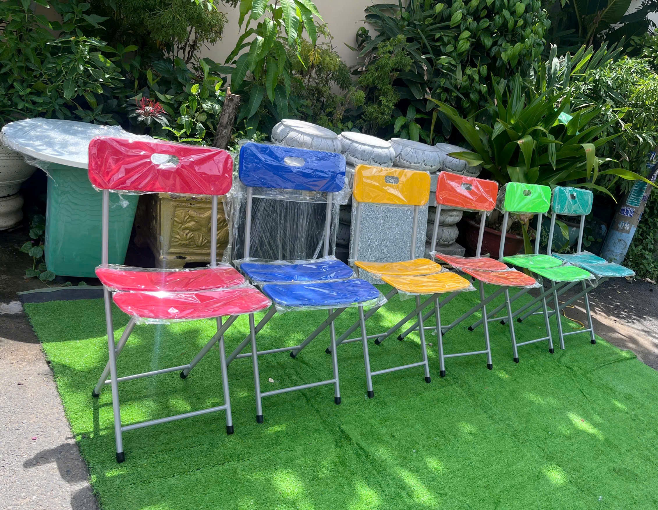 Ghế xếp chân sắt sơn tĩnh điện nhựa GX05