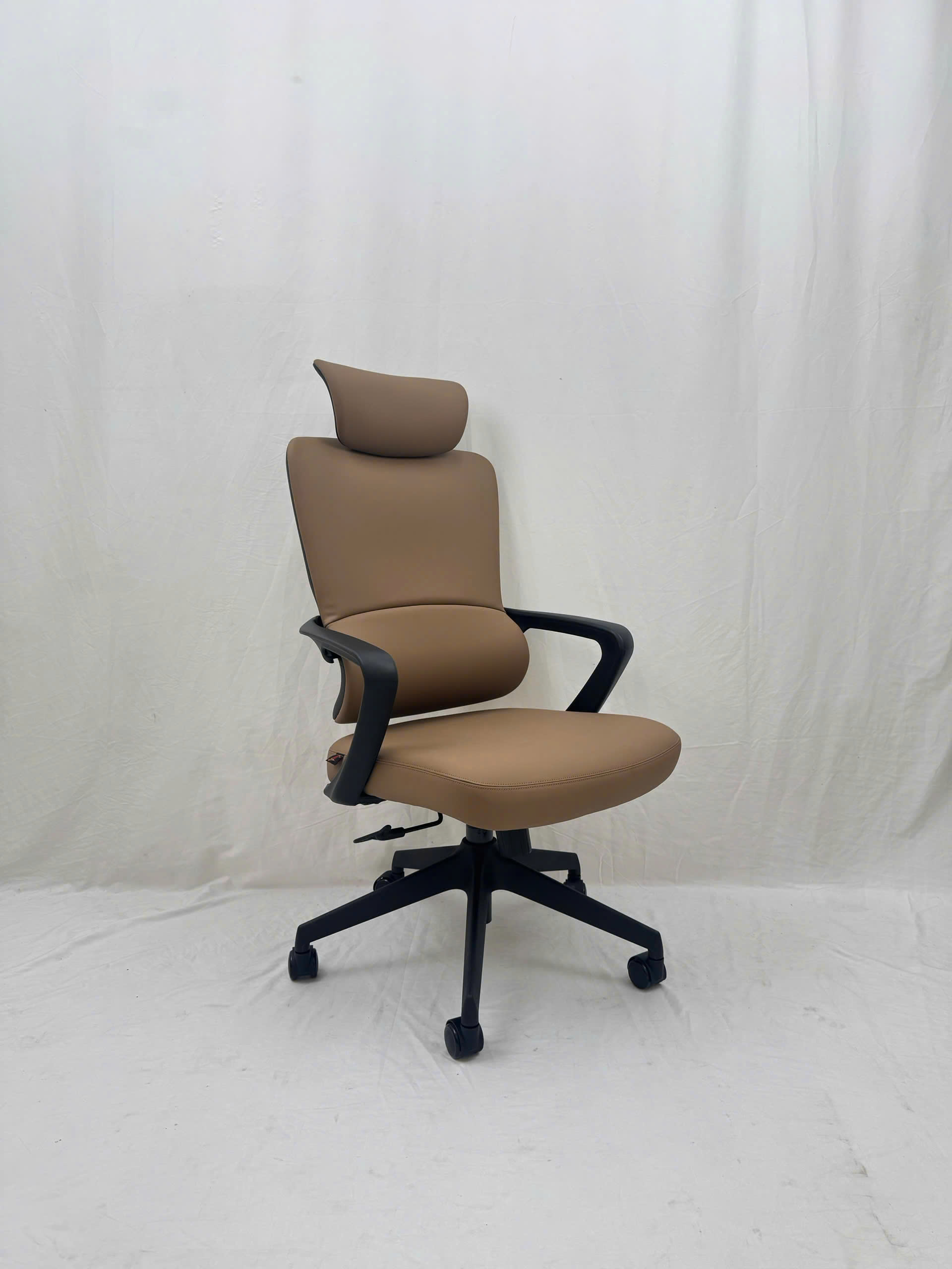 	Ghế giám đốc LI02