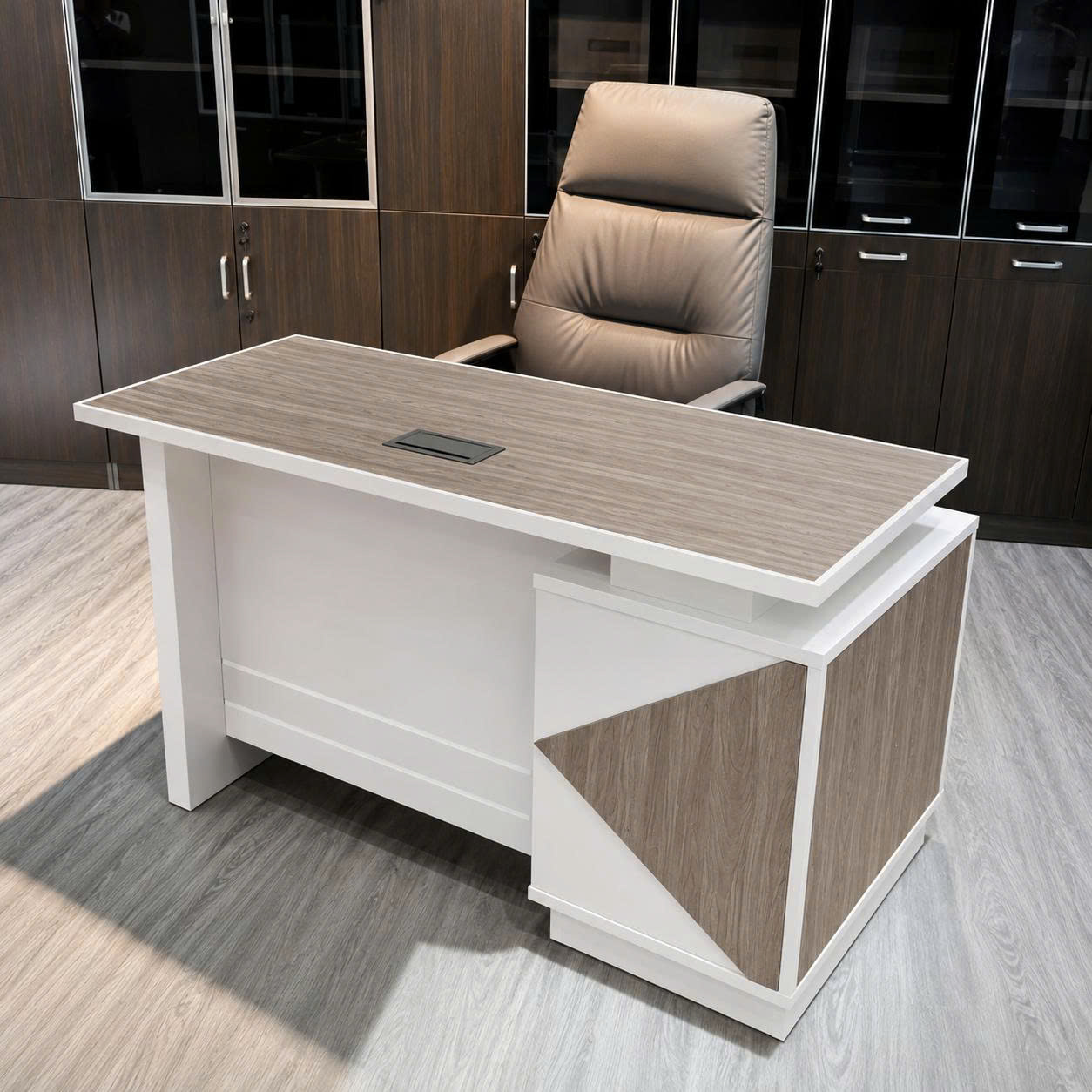 	Bàn giám đốc 1m4 BGD83