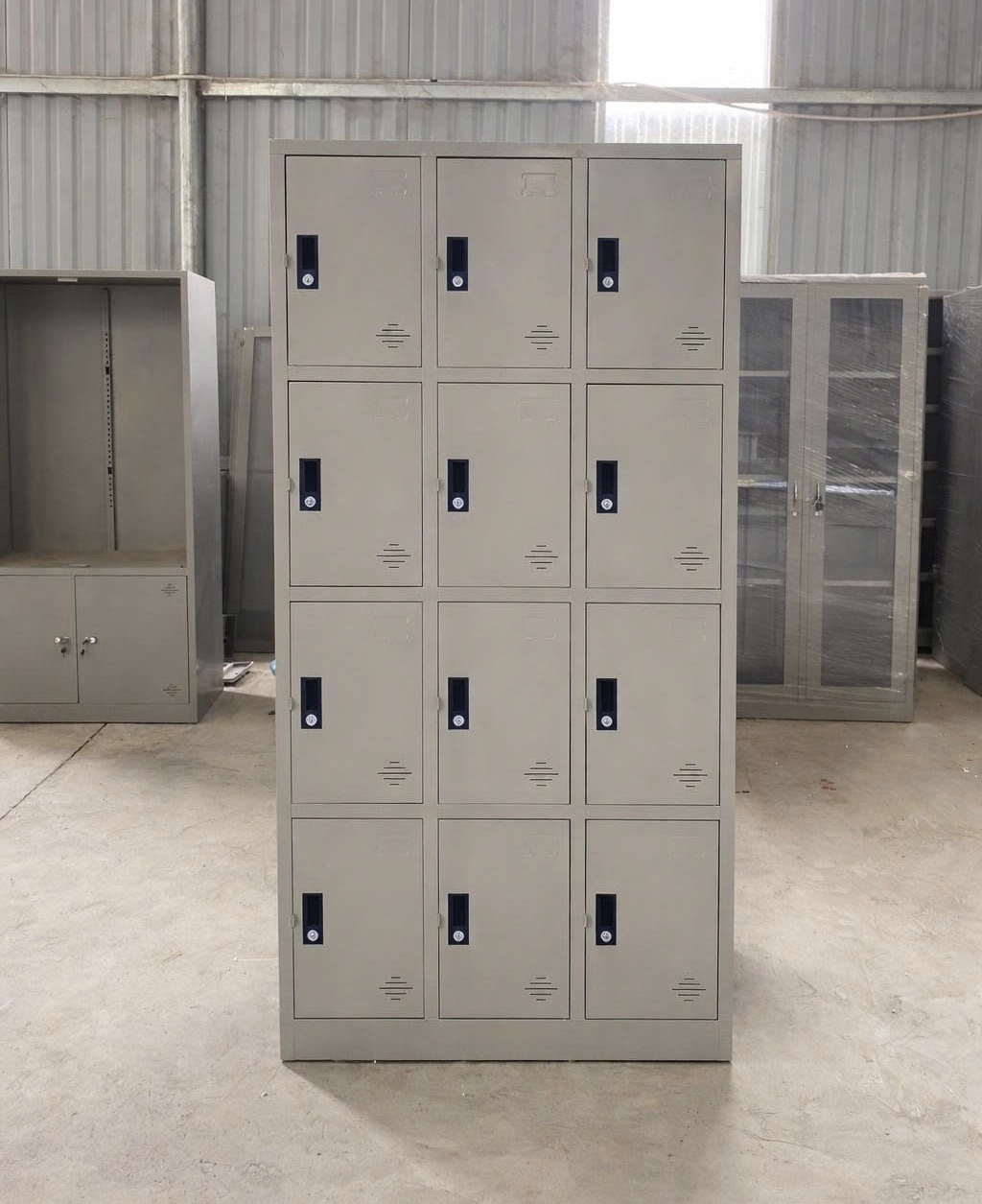 Tủ sắt văn phòng 12 ngăn LK12