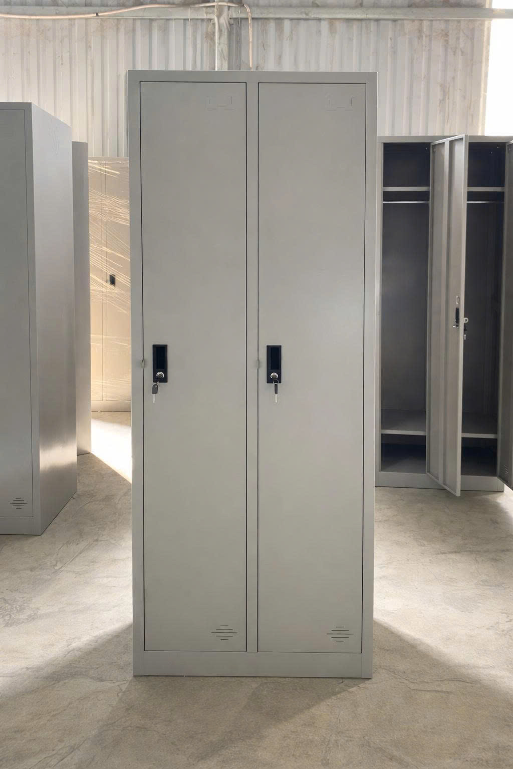 	Tủ sắt locker treo áo 2 cánh 2 khoang QA02